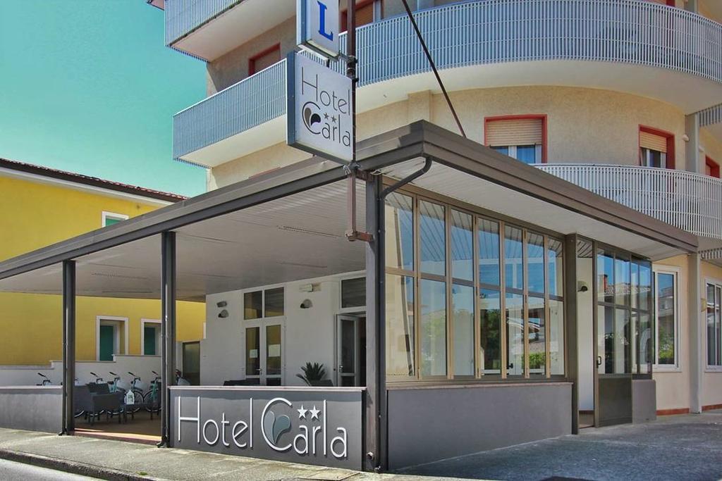 Hotel Carla Lignano Sabbiadoro Exterior photo